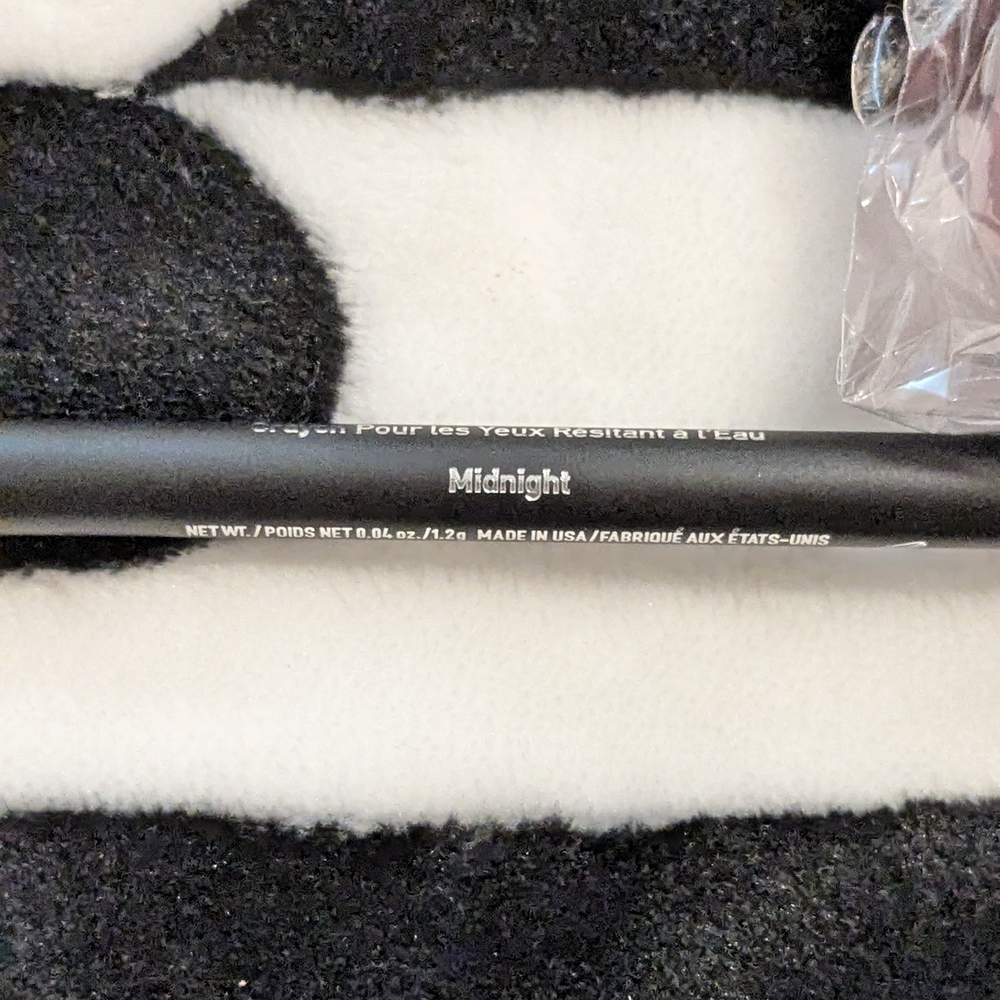 Midnight Black Eyeliner With Sharpener Mally Evercolor Starlight Waterproof NWOB - Picture 5 of 9